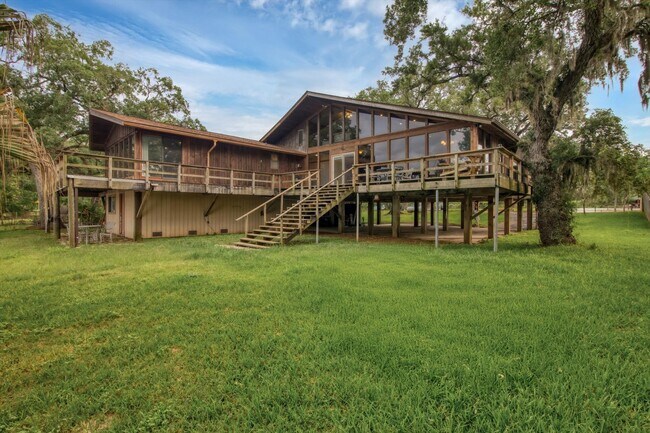 Building Photo - 6348 County Rd 659