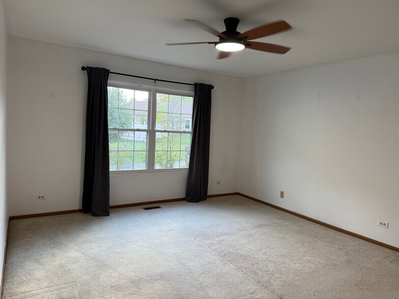 Building Photo - 1826 Appaloosa Dr