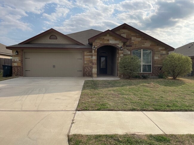 Building Photo - Available Now | Beautiful Single-Story 4 Bed, 2.5 Bath | Covered Patio | Close to Fort Cavazos | ...