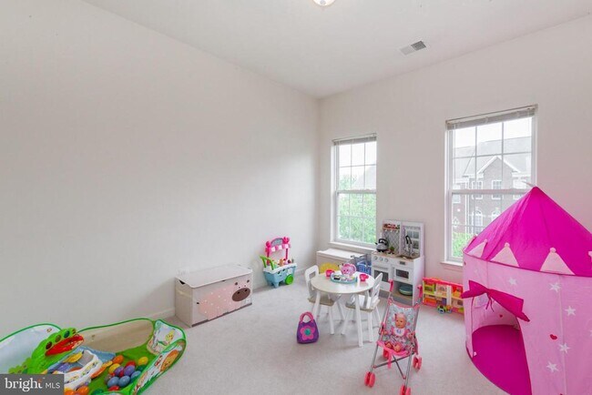 Building Photo - 8366 Derwent Valley Ct