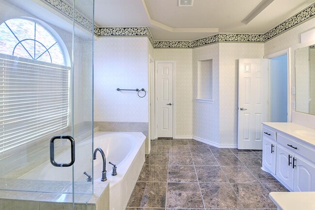 Building Photo - 7723 Buccaneer Cir