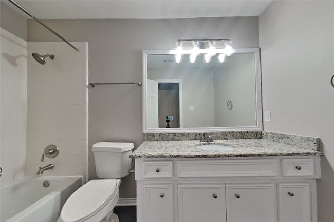 Building Photo - 26849 Armor Oaks Dr