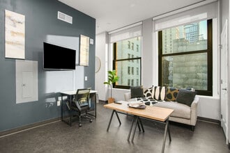 Building Photo - 209 9th St