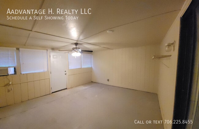 Building Photo - 4848 Basswood Dr