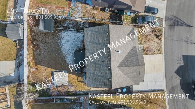 Building Photo - 407 Topaz Dr