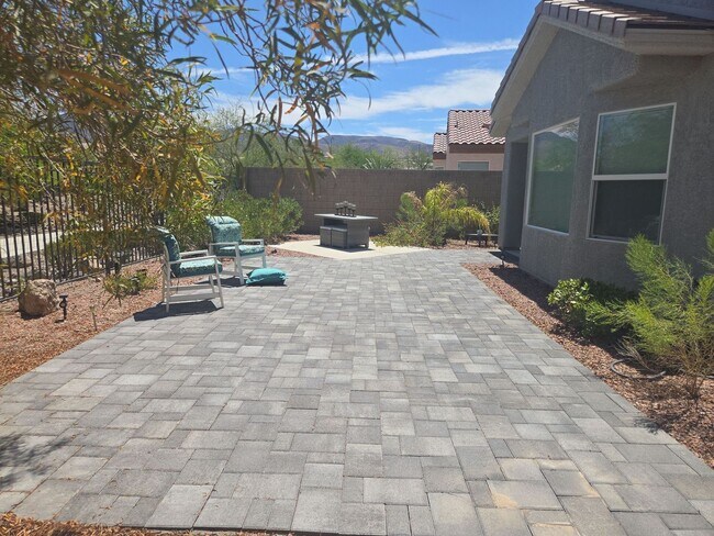 Building Photo - 3-bedroom, 2-bath home located in a cul-de-sac in desirable Anthem Highlands.