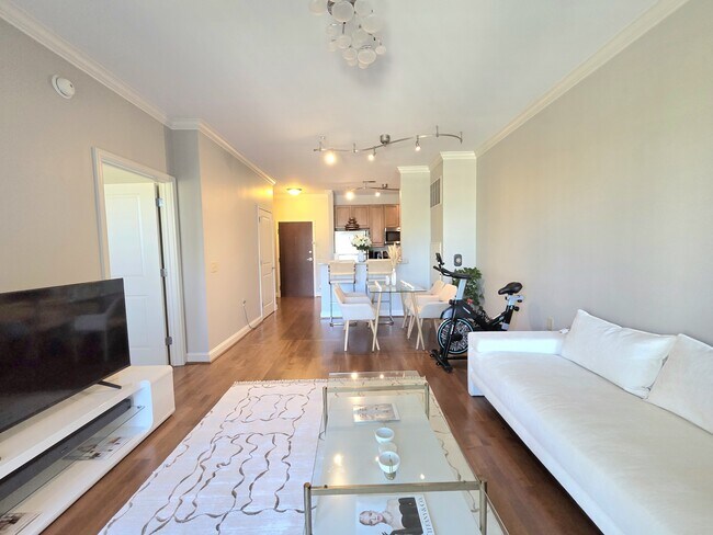 Building Photo - 11770 Sunrise Valley Dr