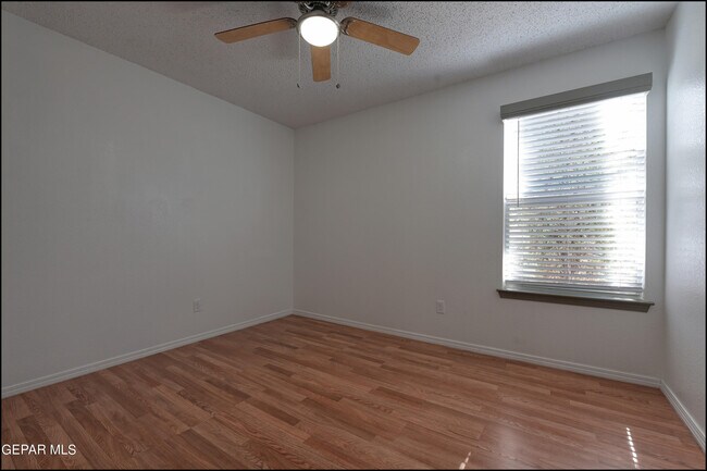 Building Photo - 6177 Snowy River Pl