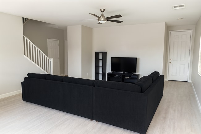 Building Photo - 7829 Tarberts Cottage St