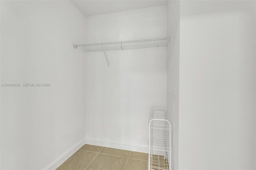 Building Photo - 15560 SW 104th Ter