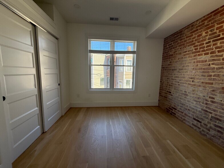 Second bedroom - 211 Florida Ave NW