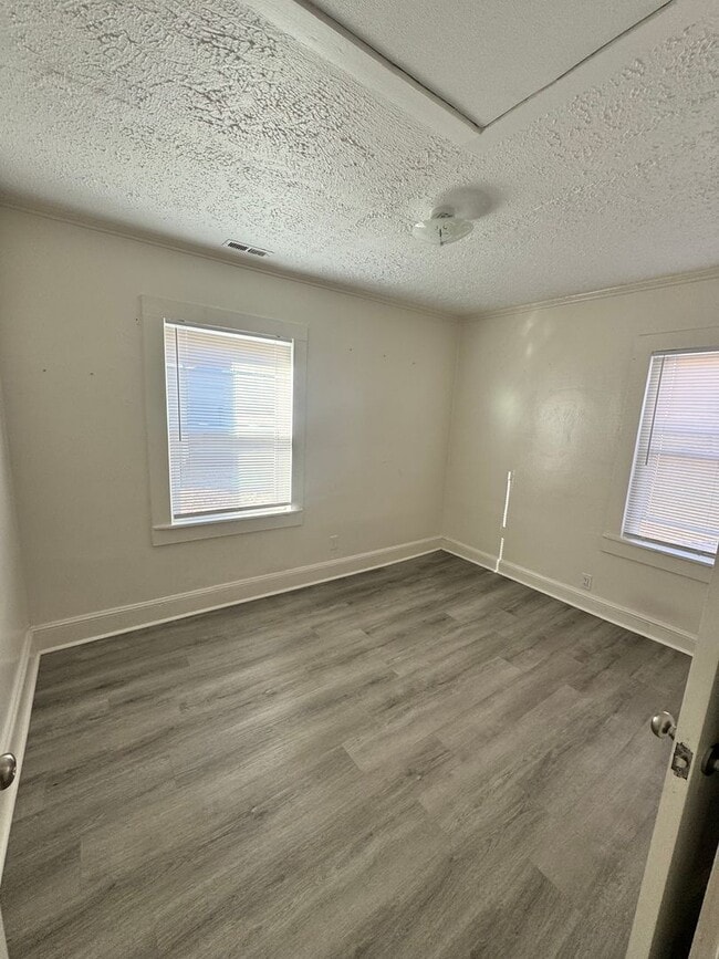 Building Photo - 3/1.5 update home in Shelby, NC