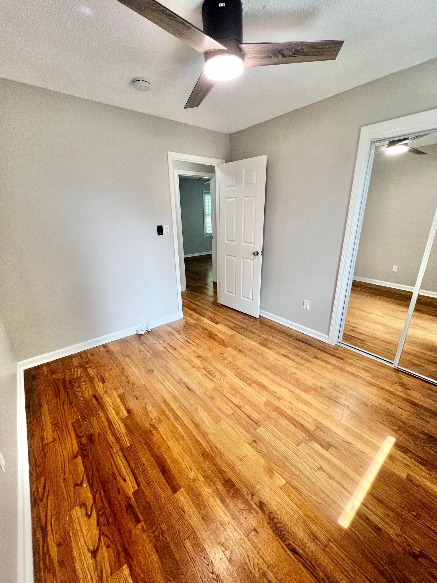 Bed 4 - 12004 W 92nd St