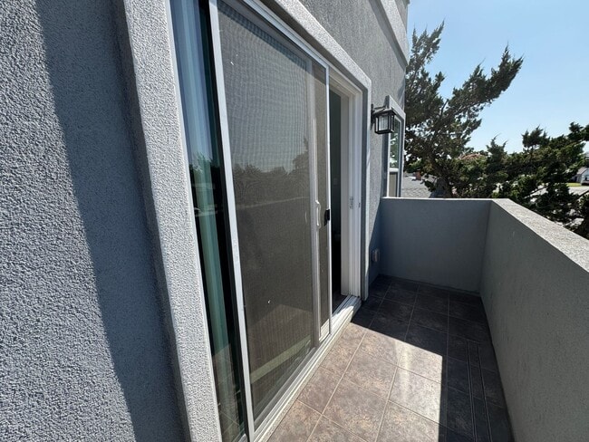 Building Photo - New Construction, All Solar, Three Bed, Th...