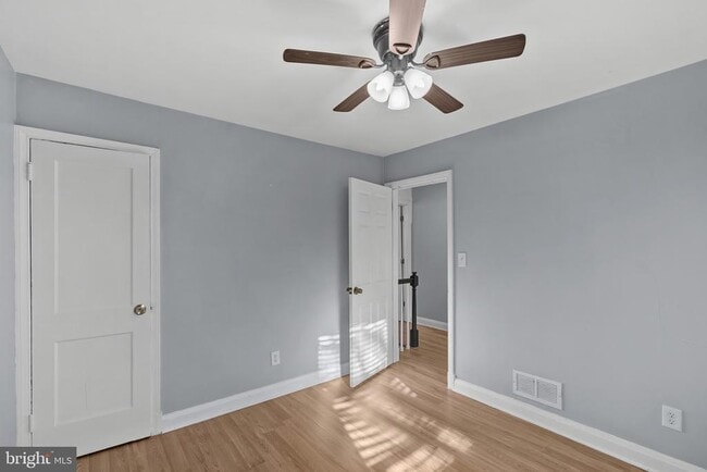 Building Photo - 749 S Woodington Rd