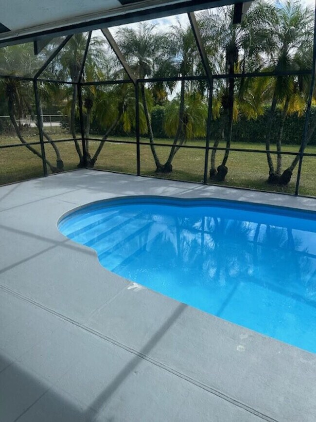 Building Photo - 16700 SW 277th St