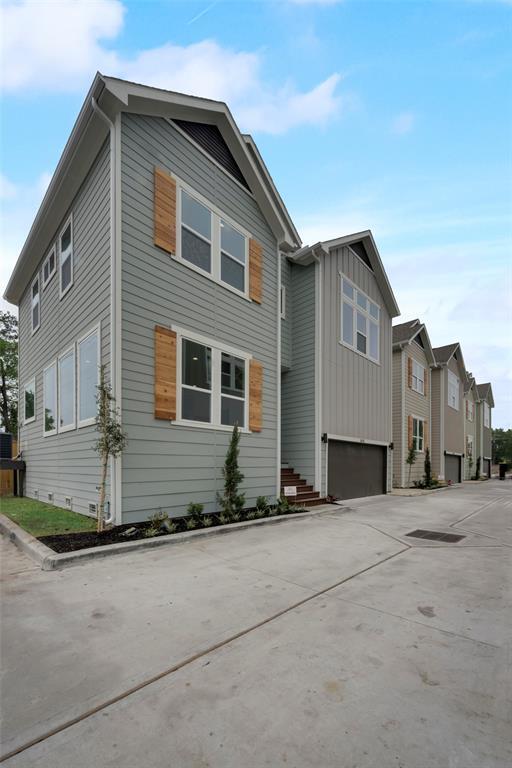 Building Photo - 3362 Pinemont Dr