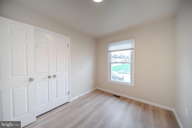 Building Photo - 11209 Caroline Ave