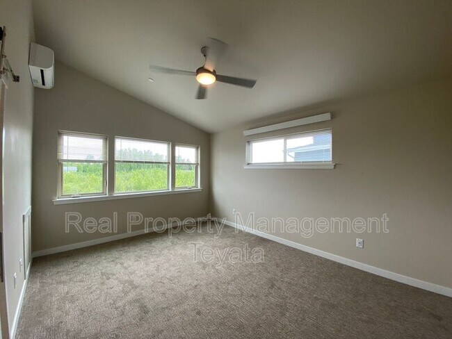 Building Photo - 809 Northview St