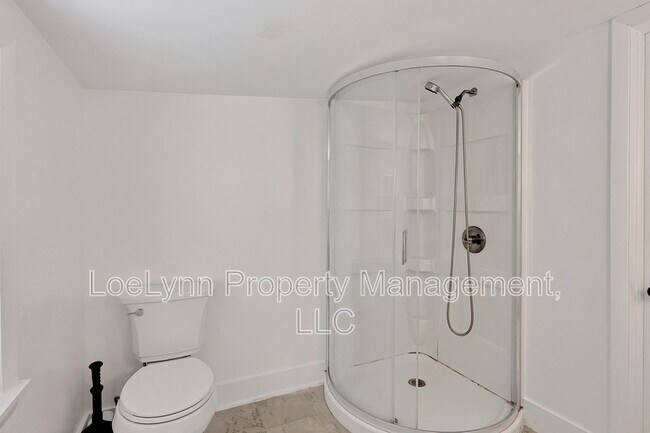 Building Photo - 505 B St