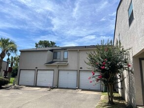 Building Photo - 1327 Airport Dr