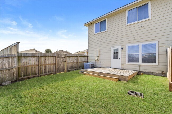 Building Photo - 15819 Misty Loch Ln