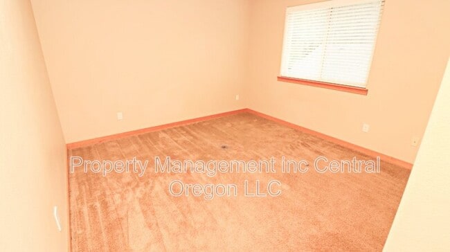 Building Photo - 20277 Knightsbridge Pl