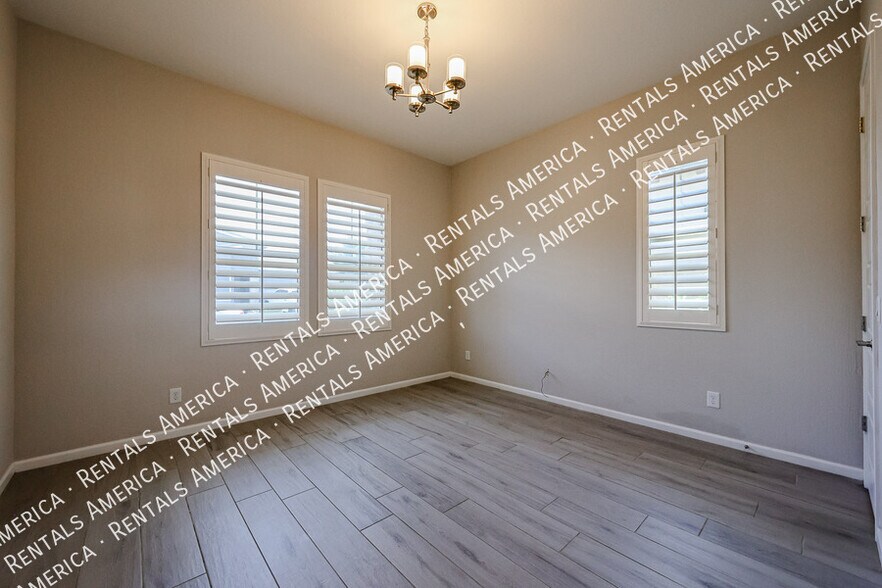 Building Photo - 248 E Desert Broom Dr