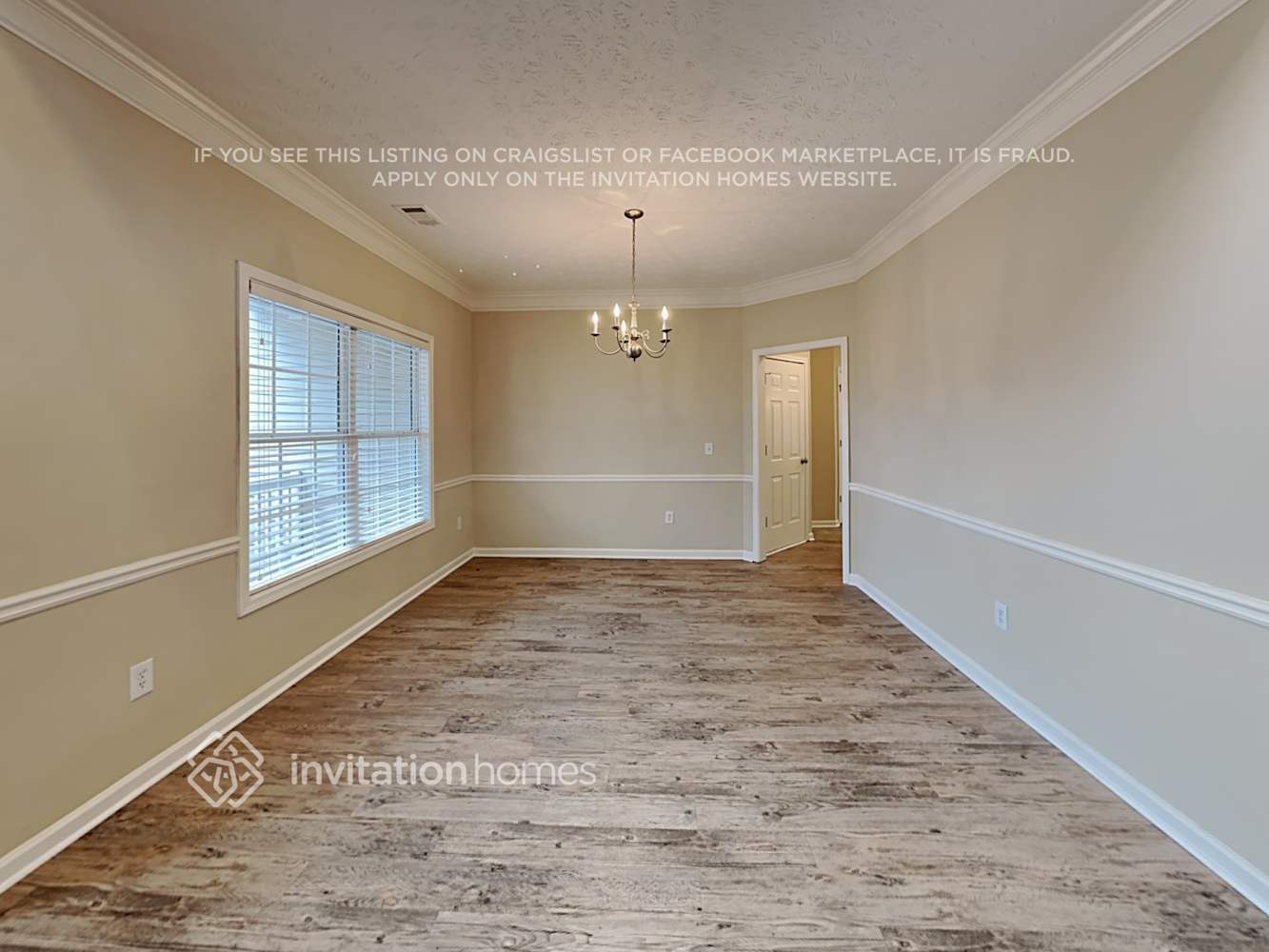 Building Photo - 633 Country Grove Ln NE