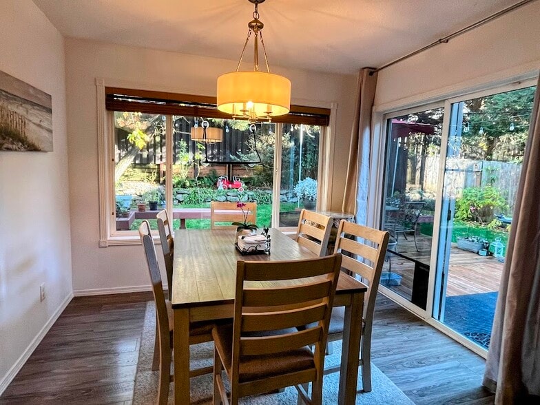 Dining room - 23222 SW Cinnamon Hill Pl