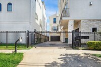 Building Photo - 4715 Jackson St