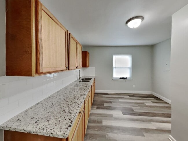 Building Photo - 3BR/1.5BA Home in Jacksonville FL w/ Spacious Yard