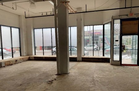 Interior Photo - 601-615 W Historic Mitchell St
