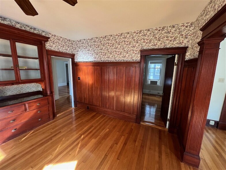 Building Photo - 76 Powder House Blvd