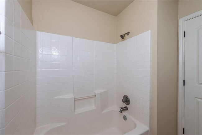 Building Photo - 3858 Oldenburg Ln