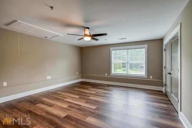 Building Photo - 224 Alcovy St