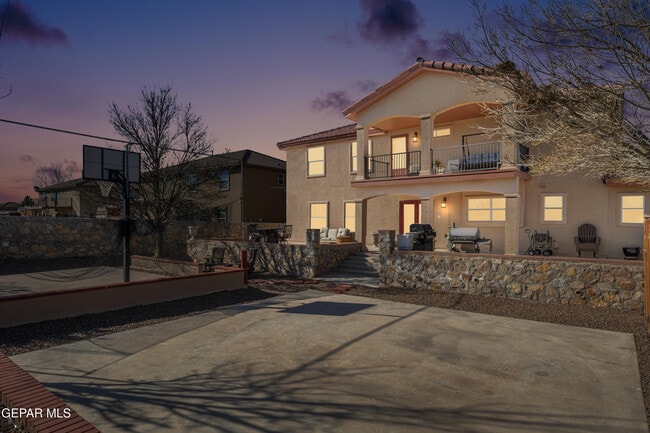 Building Photo - 6032 Valle Espanola Ln