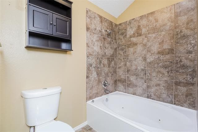 Building Photo - 911 Turner Ct