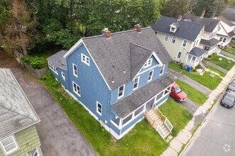 Building Photo - 8 Chestnut St