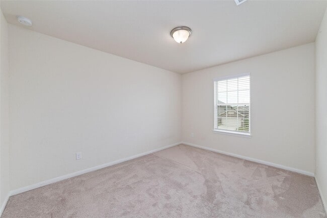 Building Photo - 13842 Evansdale Ln