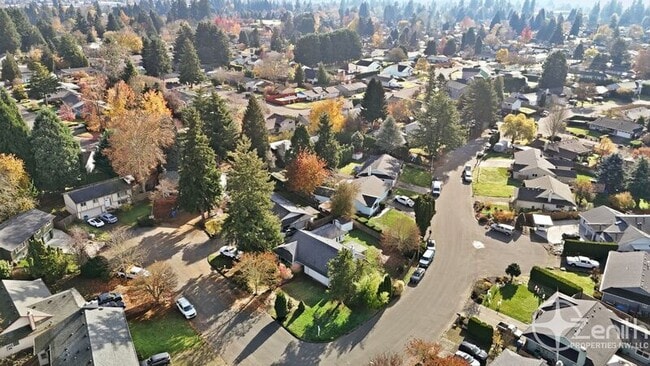 Building Photo - 1417 NW 98th Cir