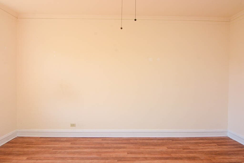 Building Photo - 2536 N Sawyer Ave