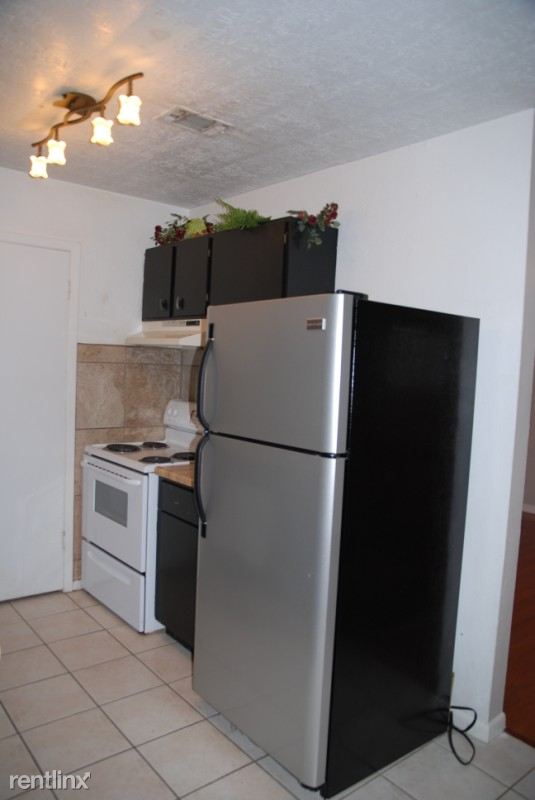 Building Photo - 2 br, 1 bath  - 803 San Benito Dr