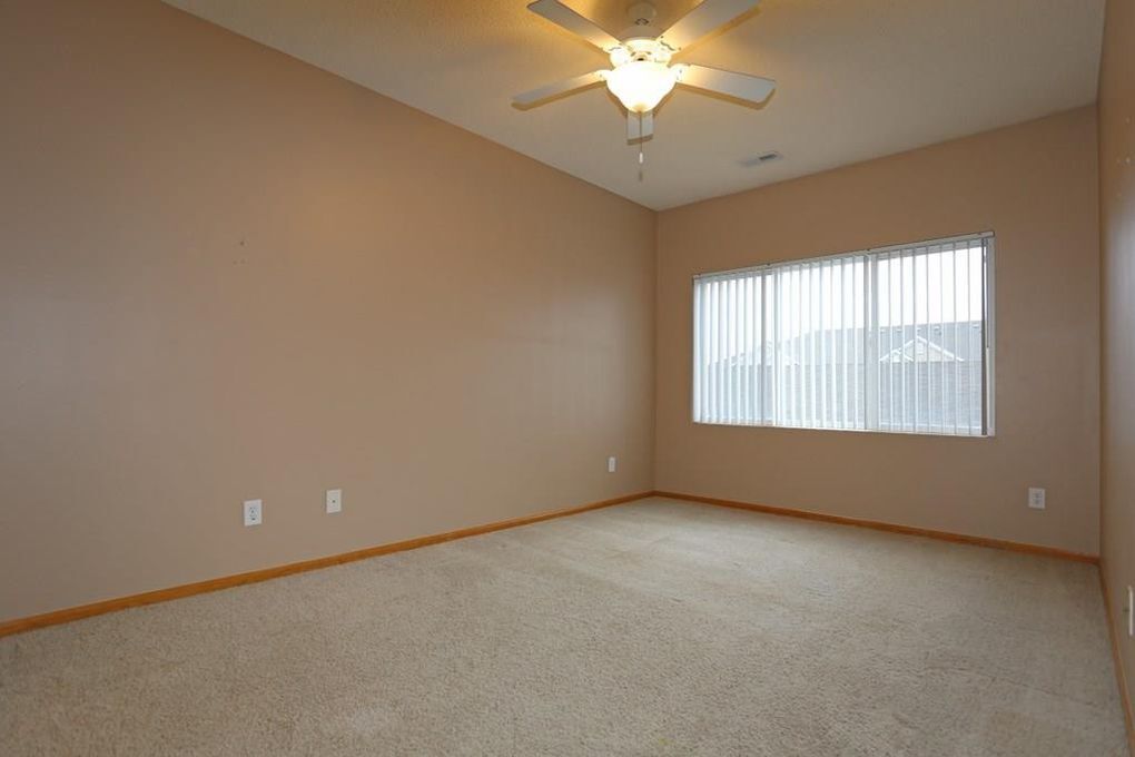 Building Photo - 2323 E Porter Avenue #86
