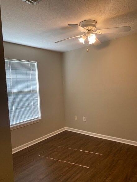 Building Photo - 2702 Cypress St