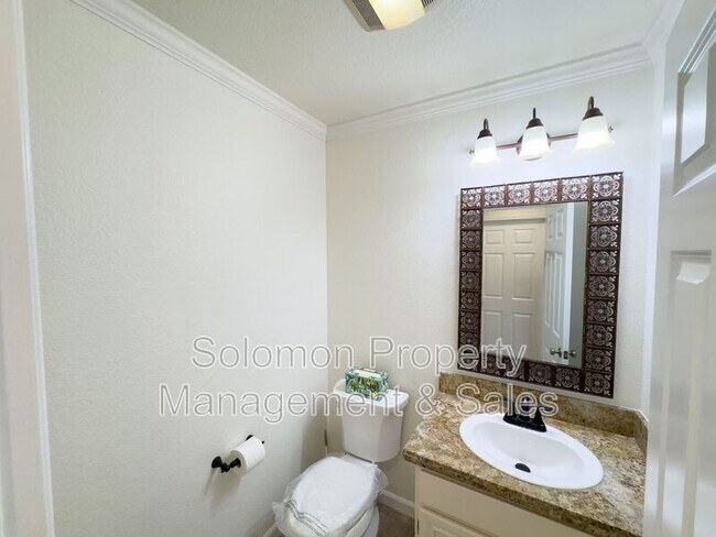 Building Photo - 6076 Paseo Carreta