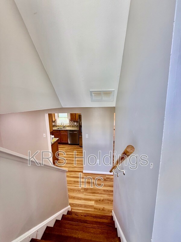 Building Photo - 3931 Forestdale Ave