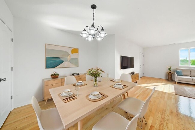 Building Photo - 13906 Central Park Ave