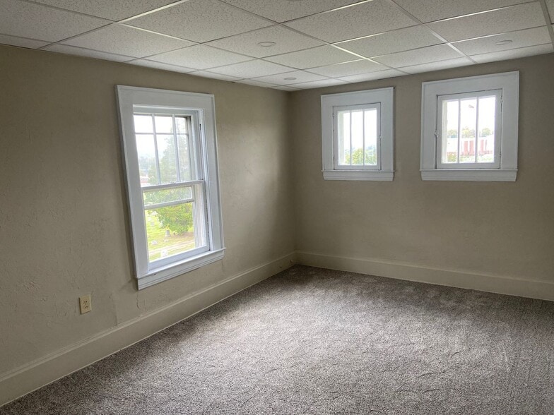 Building Photo - 1917 Market St