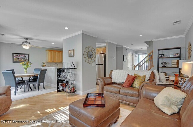 Building Photo - 17 Nutmeg Ct